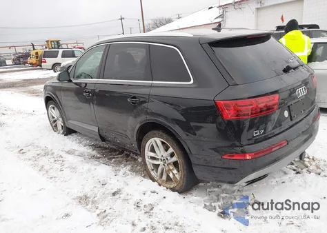 2018 Audi Q7 3.0T Premium z USA, uszkodzony, nr VIN WA1VAAF79JD054995